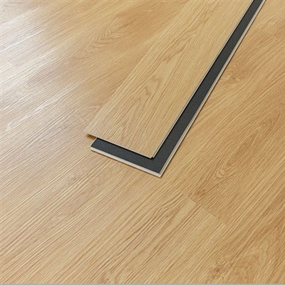 SPC gulv med skumpute